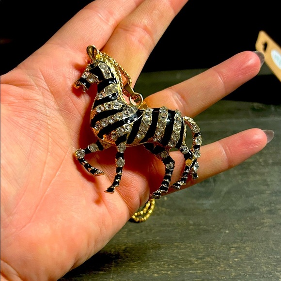 Betsey Johnson 3D Rhinestone Zebra Long Necklace - Picture 1 of 5